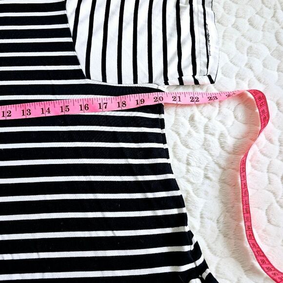 Tommy Bahama multi striped tee wide sleeves oversized small black white - Picture 5 of 8